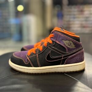 Air Jordan 1 Mid Kids Shoes size 12.5C